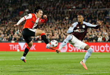 上田綺世にブライトンとポルトが正式オファー　フェイエノールトは移籍金７２億円要求か