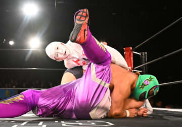 【ウナギ新宿興行】「金の園２」決勝はササダンゴ・マシン vs 水波綾！　マスクはがされた筋骨隆々ニセダンゴの〝正体〟