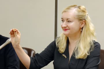 戦火逃れ、日本で弁護士に　ウクライナ人イリーナさん