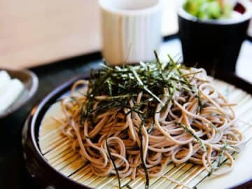 「もりそば」と「ざるそば」の違い。正しく言えたら天才！？【大人のたしなみ】