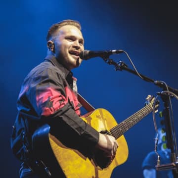 ザック・ブライアン、ニューアルバムのアコースティックバージョンもリリースへ