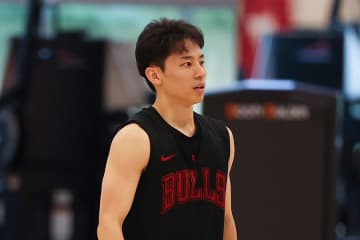 河村勇輝の“スラムダンク風の1枚”が話題「日本人に刺さる！」　ブルズ赤ユニは「やっぱ…」