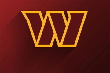 コマンダースがアシスタントQBコーチのデビッド・ブラウをOCに昇格へ