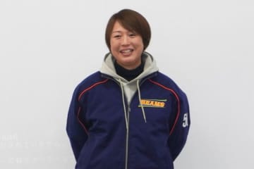 燕引退の兄と“同時出発”は「たまたまです」　女子プロ野球のレジェンドが現場復帰