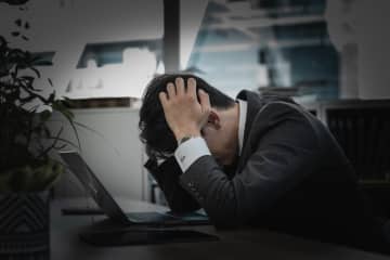 「退職代行で円滑に辞められる」はずが…逃げ癖が招いた想定外の悲劇、20代男性に突然届いた“恐怖の手紙”