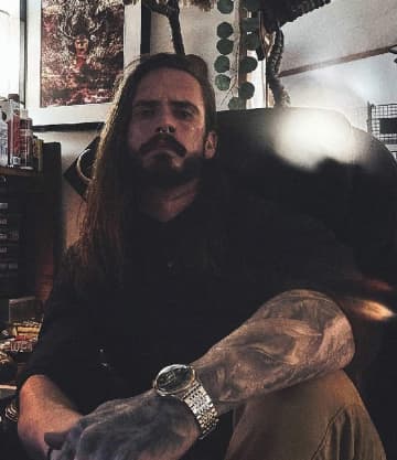 まるでホラー映画！　米国で１００体以上の人骨を所持した男逮捕