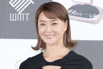 49歳・観月ありさ、モデル姿に反響「久しぶりに見た気がする」　胸元まぶしいシーンには「圧巻プロポーション」の声