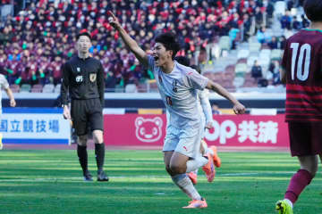 インハイ王者・神村学園が死闘の末に初の決勝進出　10人目突入のPK戦を制す…夏冬制覇へ王手