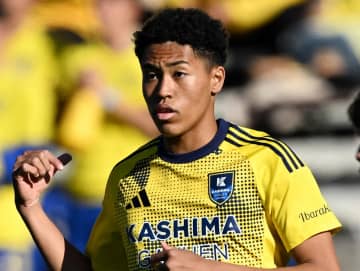 【全国高校選手権】止まらぬ茨城旋風、鹿島学園が初の決勝進出。ワーズィージェイヴェン勝が値千金のゴール、12日に神村学園と対戦!