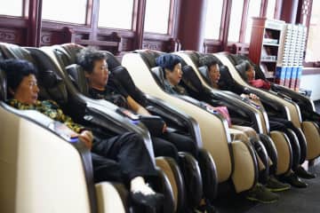 中国、成人の半数が睡眠に悩み　関連市場、22兆円規模へ