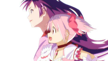 「シャフト50周年展」開催　〈物語〉シリーズやまどマギの新作グッズ、映像展示も実施