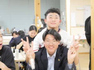 「答えのない日々を、共に迷う。」高知・嶺北で探す、高校生の“伴走者”という生き方