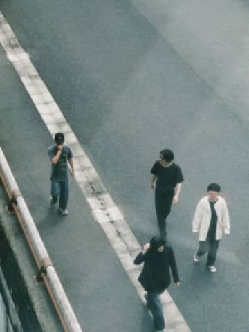 ひとひら、全国ツアー『hitohira en tour 2025-2026』追加公演が東京・大阪で開催決定