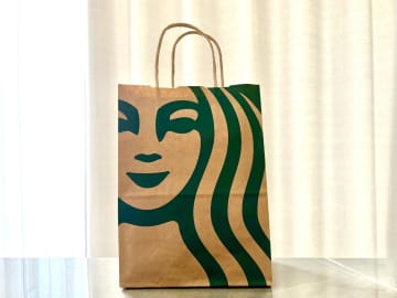 透明デザインがおしゃれーーッッ！！【スタバ】おうちでもカフェ気分♡「ロゴグラス」