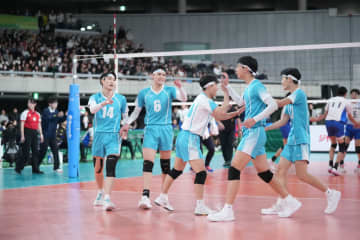 女子決勝はインターハイ王者金蘭会と国スポ制覇の就実が激突　男子は初優勝を狙う清風と国スポ準優勝の東山が決勝へ　大会5日目（1/10）の男女準決勝結果【春高2026】