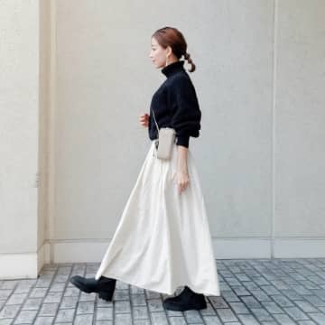 40代の黒タートルネックコーデ16選！ 定番アイテムを地味に見せないアップデート術