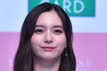 新川優愛がＸで老夫婦に異例の呼びかけ「ありがとうございました」 ファミレスでお世話に