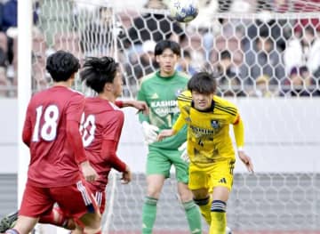 【更新】全国高校サッカー選手権　鹿島学園(茨城)、初の決勝進出　流通経大柏(千葉)に1-0