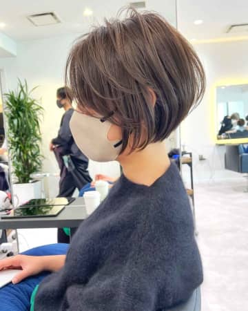 これぞ、大人の上品見え♡【40・50代】こそ似合う！「ふんわりショートボブ」