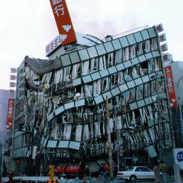 1月末までに首都圏で大地震？ 編集長時代にあの阪神大震災を“予言”した私が気になった予測記事（元木昌彦／「週刊現代」「フライデー」元編集長）