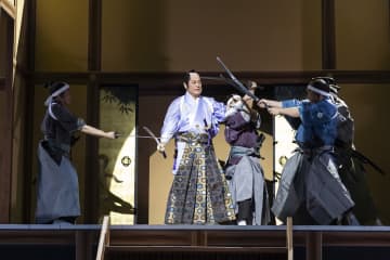 松平健×コロッケ 45周年特別公演「暴れん坊将軍 THE STAGE2 狙われた将軍」開幕@明治座