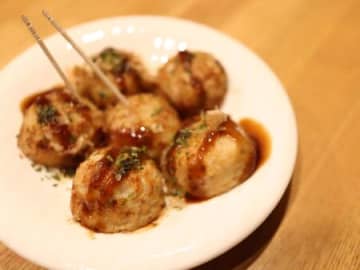 市販の「冷凍たこ焼き」を何倍も美味しく食べる方法。もっと早く知りたかったー！！