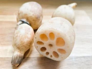 レンコンの穴が黒い…これって食べても大丈夫？正しい洗い方を調べてみた。