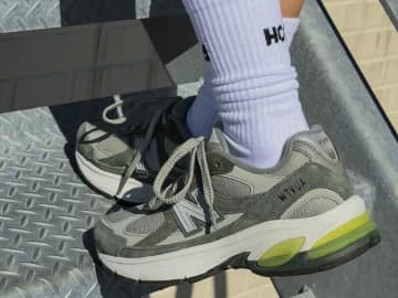 「快適な履き心地」も推せる♡【New Balance】サマ見え「最旬スニーカー」