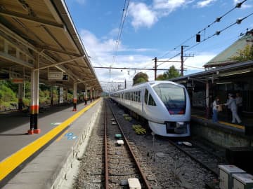 大手民鉄16社、年末年始の利用者9％増、関東で顕著な伸び