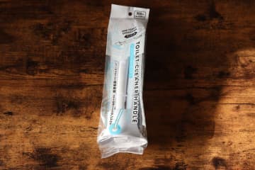 ついにダイソーに出た！買い替えたいと思ってたら300円でお手頃！トイレ掃除のアレ専用グッズ