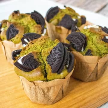 「これ、お店の？」って聞かれる♡ホットケーキミックスで作る、抹茶とオレオのマフィン