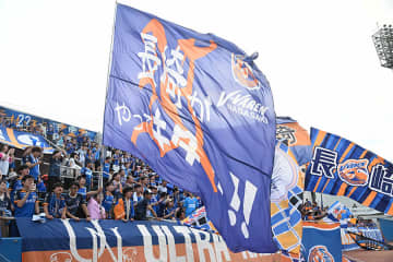 世界遺産モチーフの1着「センス良い」　直線的グラフィック採用の新ユニが発表「ゴール裏が青1色で映えそう」