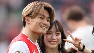 27歳日本代表FWのモデル妻、妊娠を報告！「夫にもひとりで過ごしてもらうので、そこはすごく申し訳ないんですが…」