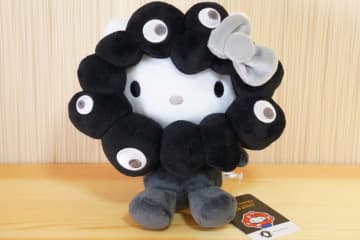 サンリオ×黒ミャクミャクぬいぐるみ、受注販売再開！　全7キャラ、大きめサイズ/カラビナ付き小サイズ