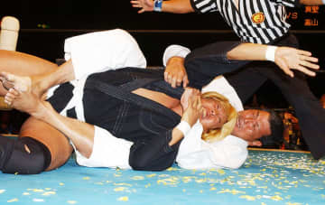 坂口征二 2003年電撃復帰の舞台裏　ウルフアロン以前…1964年東京五輪で幻となった〝柔道金メダル〟