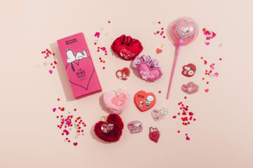 【PEANUTS】スヌーピー×ハートが可愛い！“ハッピー・ラブ”がテーマの新グッズ登場♪