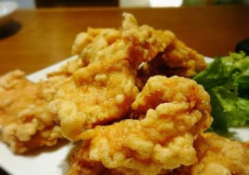 【殿堂入り】クックパッドで人気！外サクッ、中しっとりの「鶏むね肉のクリスピー唐揚げ」