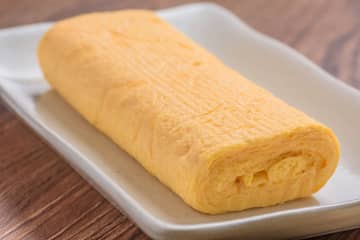 厚焼き玉子作りでやりがちなNG行動10選！プロ級にふっくら仕上げるコツ