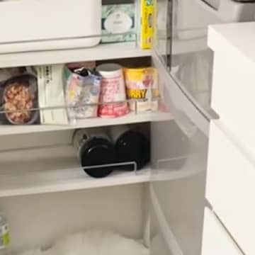 『いなくなった猫』を必死で探していたら……予想外すぎる光景に「気づけないｗ」「絶妙な場所を見つける天才ｗ」と爆笑の声続出