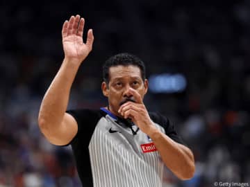 NBAの“人気審判”ビル・ケネディが負傷し無期限離脱へ…復帰はレギュラーシーズン終了前か