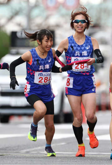 田中希実が圧巻の“14人抜き”で兵庫が2位浮上　小林祐梨子の区間記録に迫る激走【全国女子駅伝】