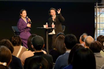 KAAT神奈川芸術劇場が開館15周年　長塚圭史さんらがトークイベント「より開かれた劇場に」