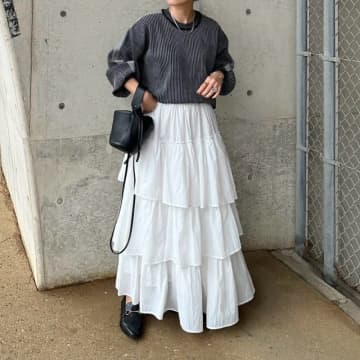 【ティアードスカート】流行遅れ？今っぽいのは？ 知っておくべきファッション事情2026