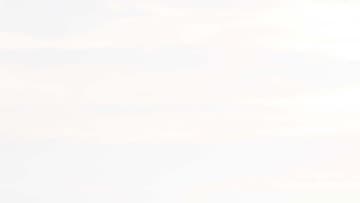 結城花乃羽｜海へ続く足跡