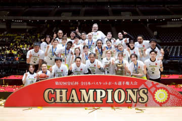 ENEOSが3年ぶり日本一、宮崎は最後の皇后杯で歓喜 [皇后杯決勝]