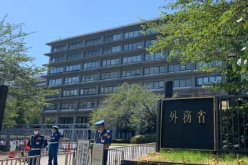 外務省、イラン一部地域の危険レベルを引き上げ