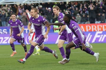 フィオレンティーナが先制も…ミラン、土壇場にエンクンクの得点で追いつき両者痛み分け