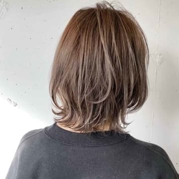 “ウルフすぎない”から真似しやすい♡【40・50代】のイメチェンは「プチウルフ」で決まり！