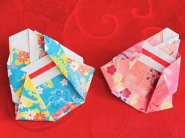 成人式や、ひな祭りといえば着物！折り紙で着物飾り