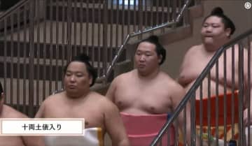 「この化粧まわし最高！」十両力士の腰に“世界的人気漫画”の人物 ファン興奮